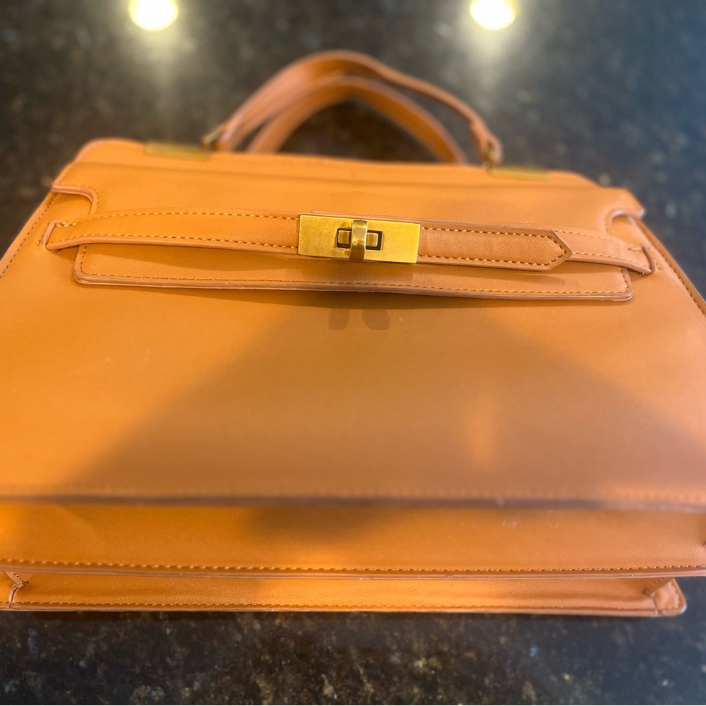 Steve Madden - Classic Structured Top-Handle Leather Bag in Cognac